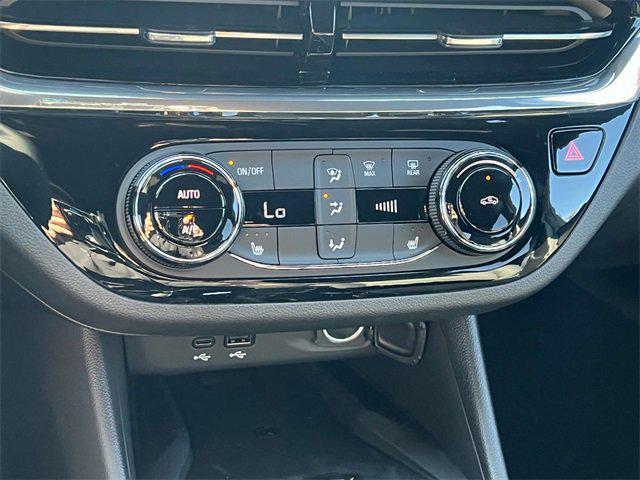new 2025 Buick Envista car, priced at $27,363