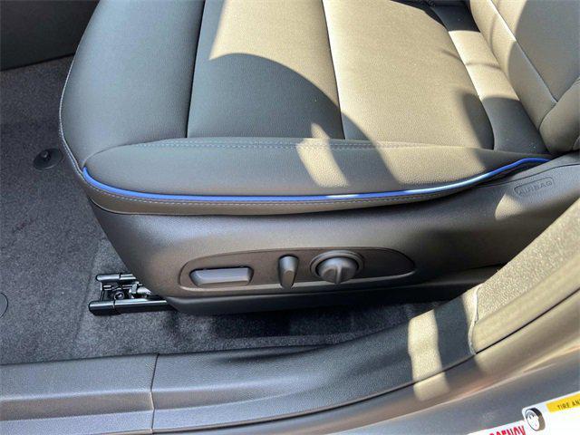 new 2025 Buick Envista car, priced at $26,843