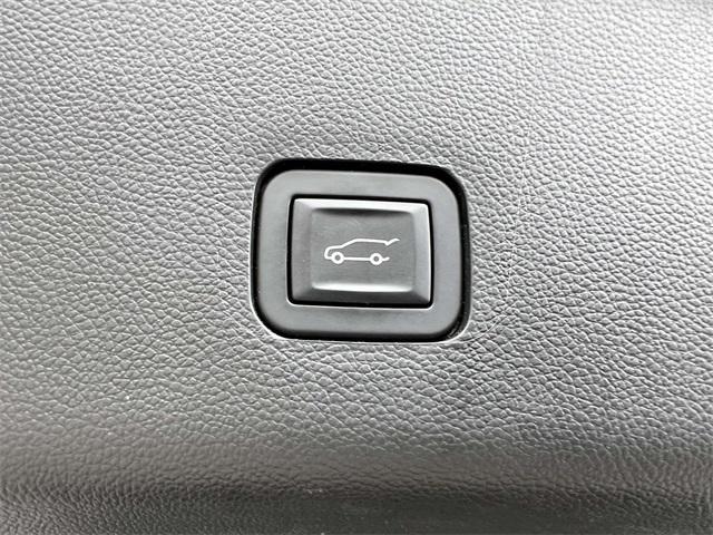 used 2019 Chevrolet Traverse car, priced at $20,699