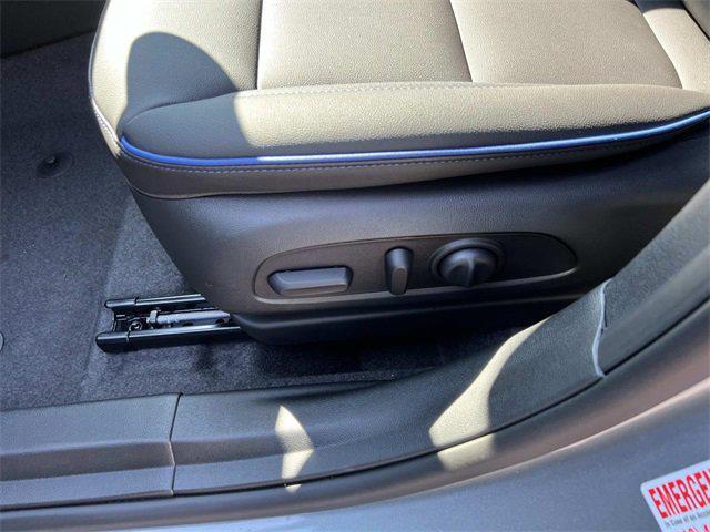 new 2025 Buick Envista car, priced at $27,363