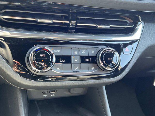new 2025 Buick Envista car, priced at $27,363