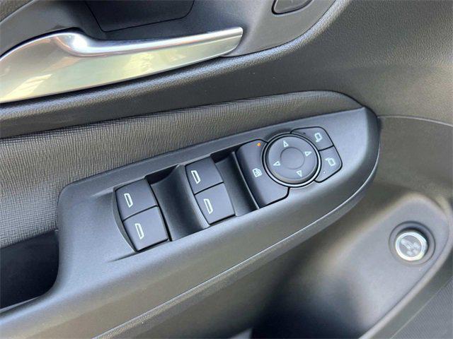 new 2025 Buick Envista car, priced at $25,110