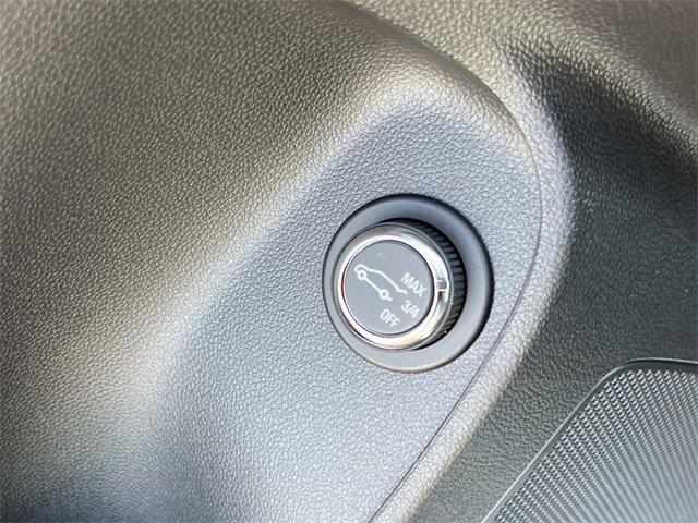 new 2025 Buick Envista car, priced at $25,110