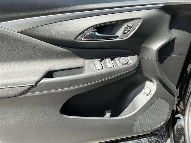new 2025 Buick Envista car, priced at $25,542