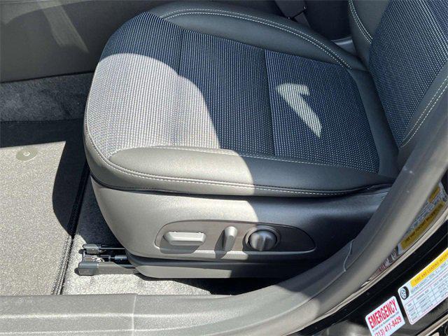 new 2025 Buick Envista car, priced at $25,542