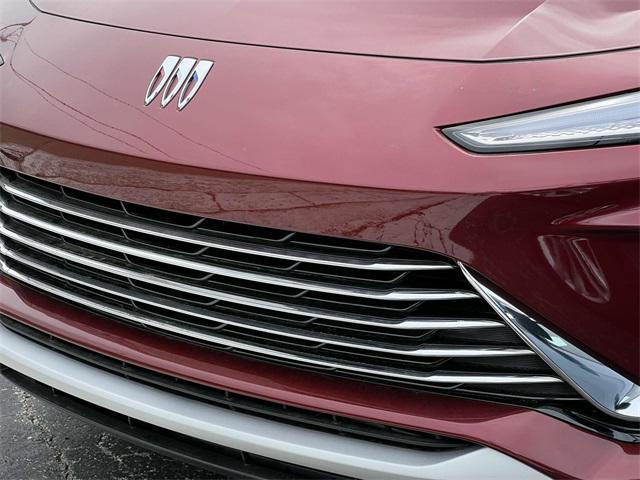 new 2025 Buick Envista car, priced at $24,922