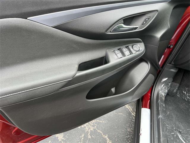 new 2025 Buick Envista car, priced at $24,922