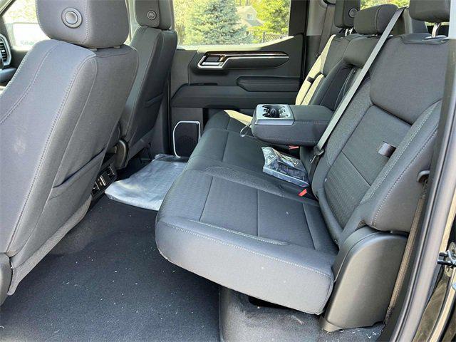 new 2025 GMC Sierra 1500 car, priced at $48,322