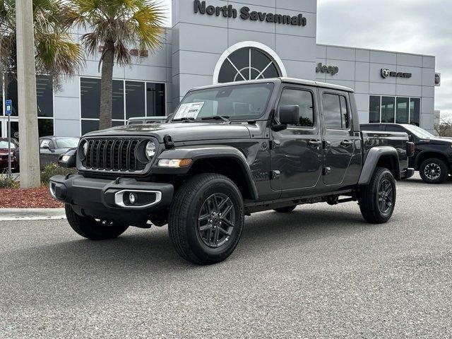 new 2024 Jeep Gladiator car, priced at $47,353