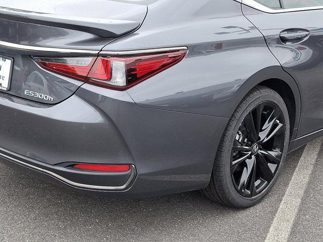 used 2023 Lexus ES 300h car, priced at $37,899