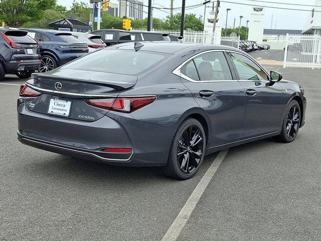 used 2023 Lexus ES 300h car, priced at $37,899