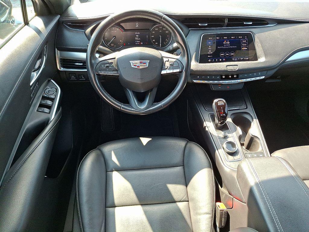 used 2022 Cadillac XT4 car, priced at $26,395