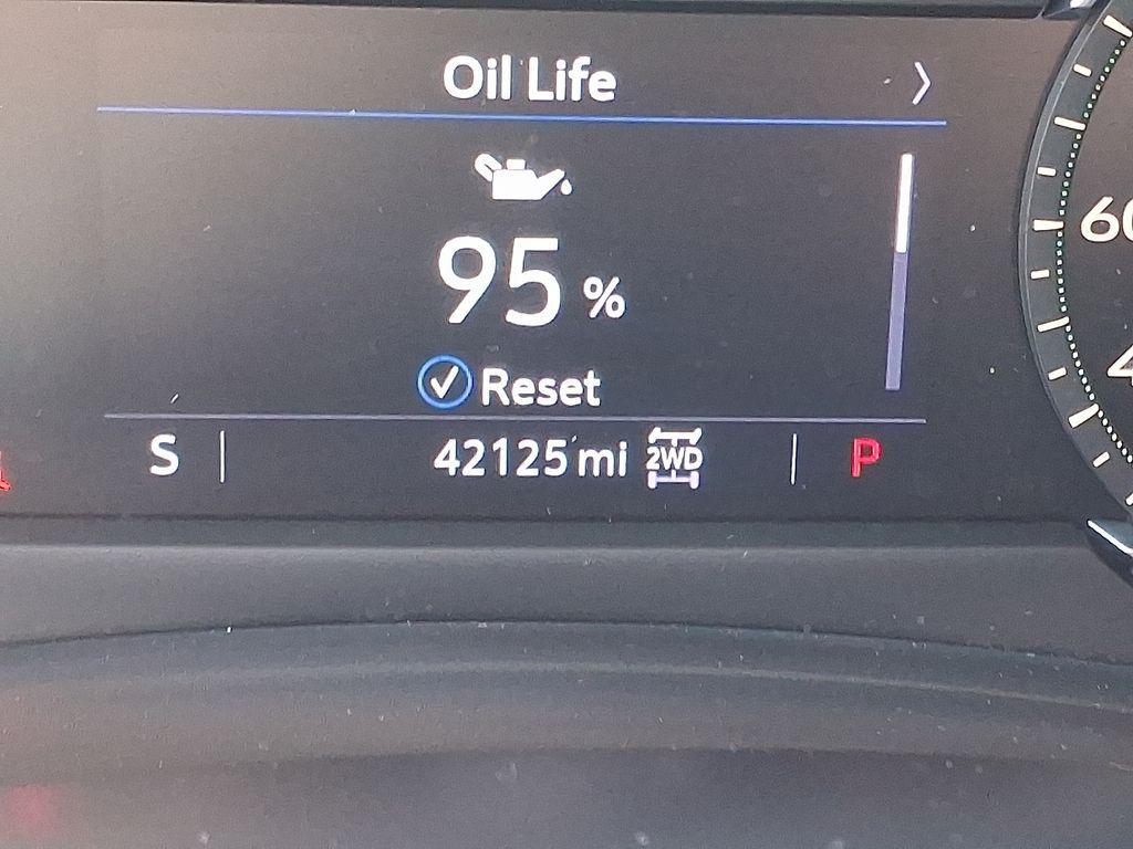 used 2022 Cadillac XT4 car, priced at $26,395