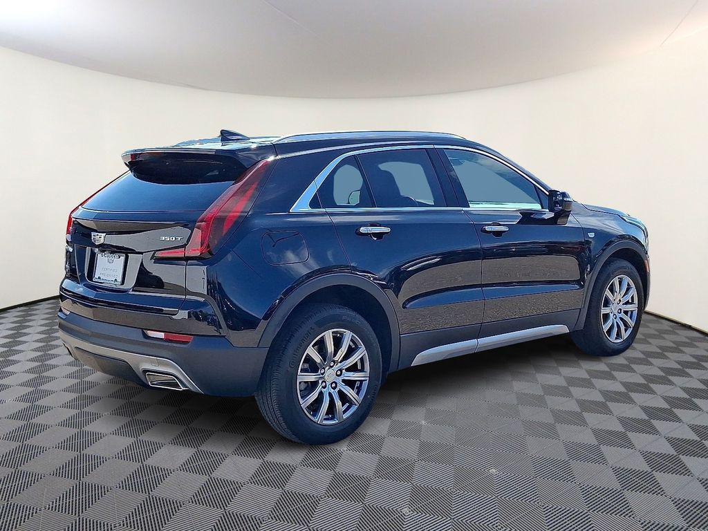 used 2022 Cadillac XT4 car, priced at $26,395