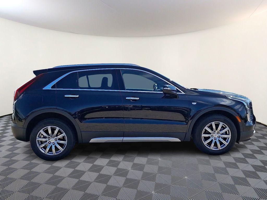 used 2022 Cadillac XT4 car, priced at $26,395