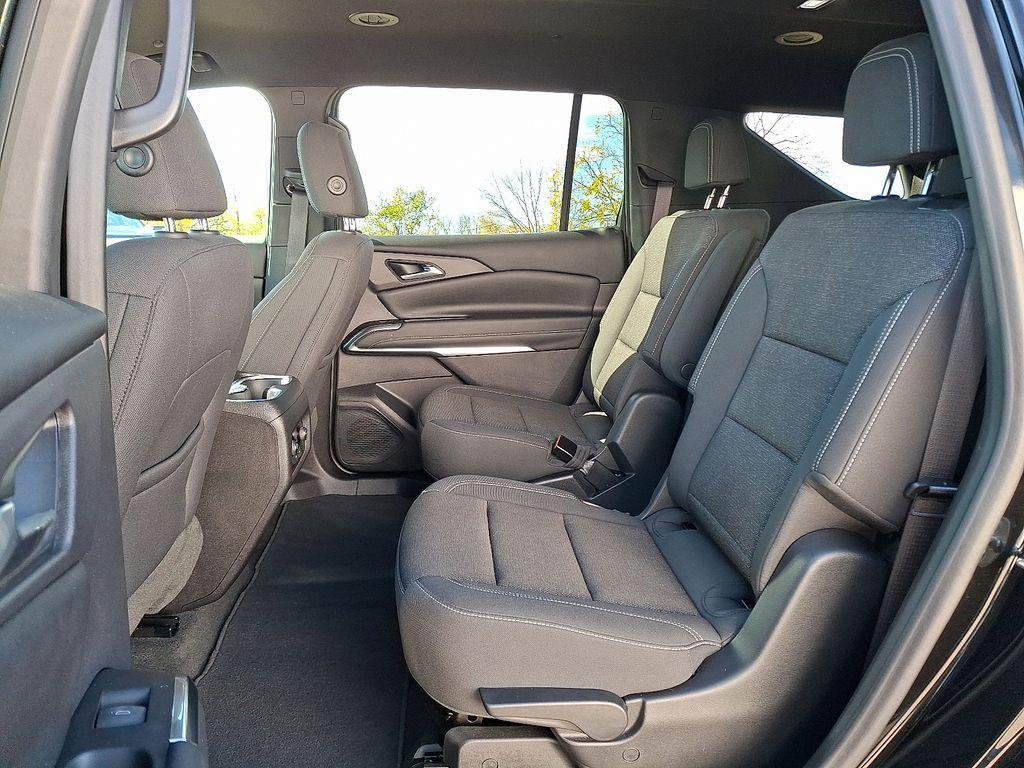 used 2024 Chevrolet Traverse car, priced at $37,695