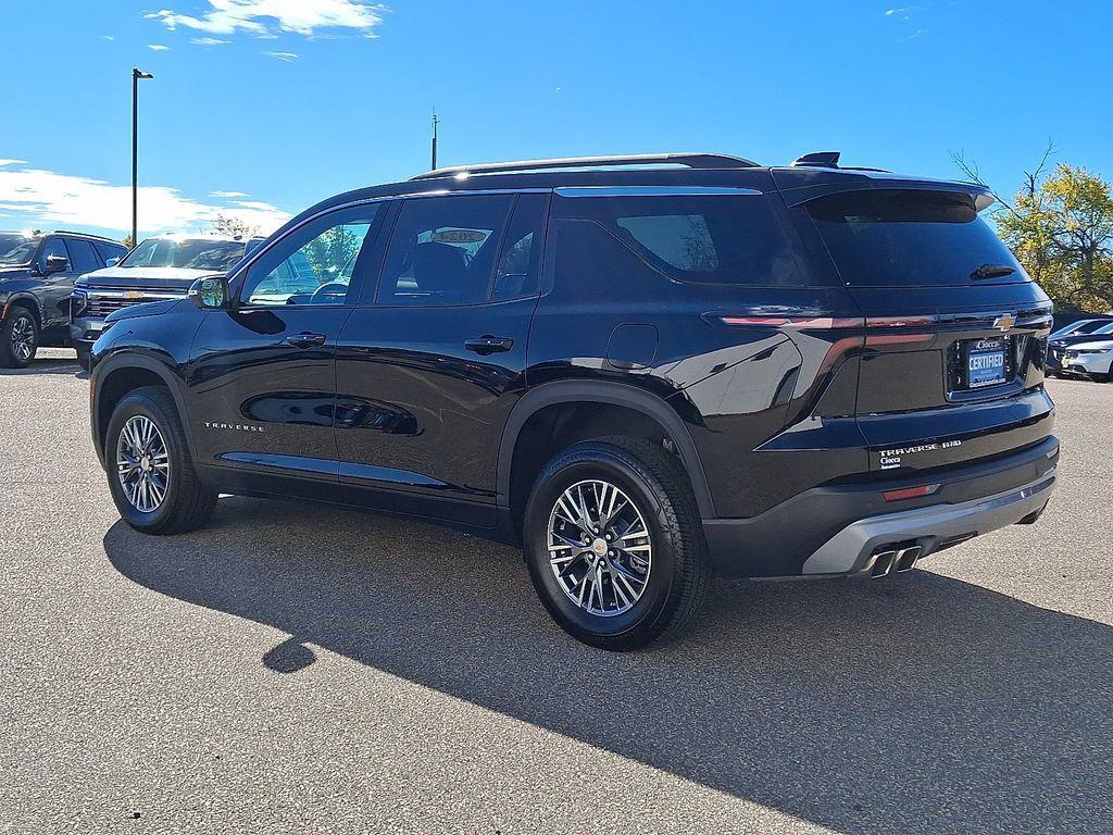 used 2024 Chevrolet Traverse car, priced at $37,695