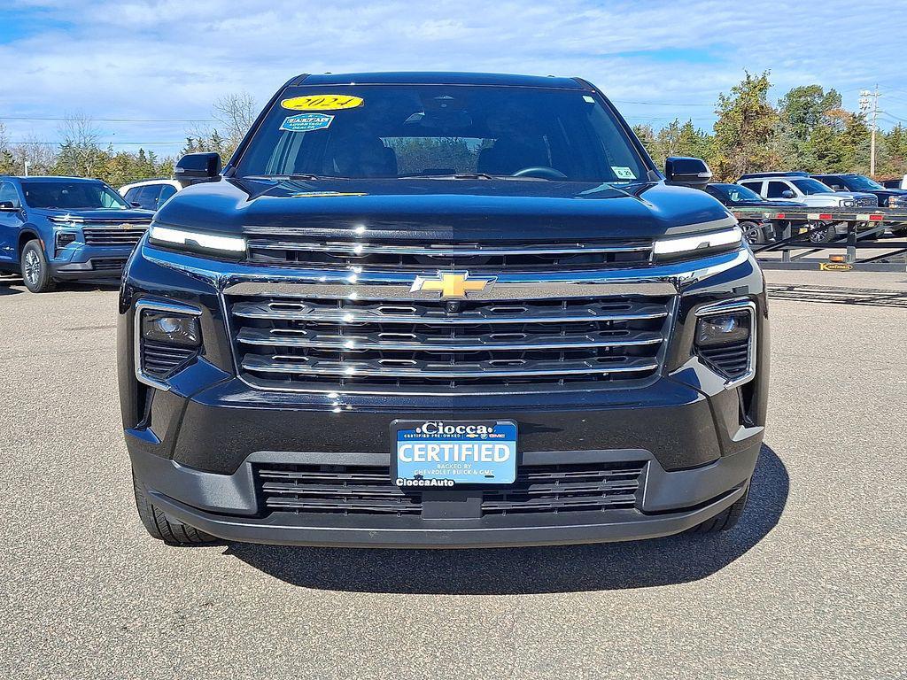used 2024 Chevrolet Traverse car, priced at $37,695