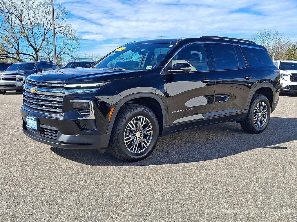 used 2024 Chevrolet Traverse car, priced at $37,695