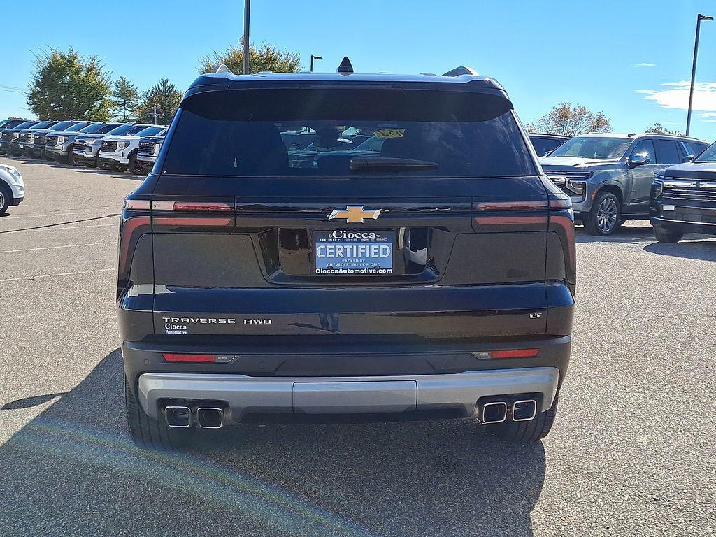 used 2024 Chevrolet Traverse car, priced at $37,695