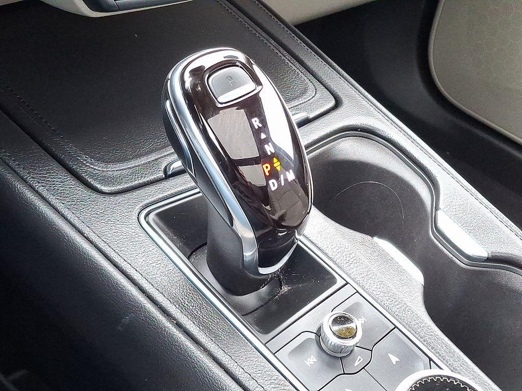 used 2023 Cadillac XT4 car, priced at $29,000