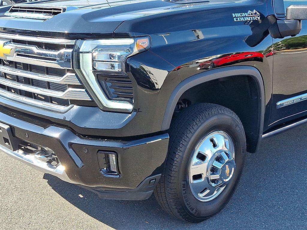 used 2024 Chevrolet Silverado 3500 car, priced at $72,599