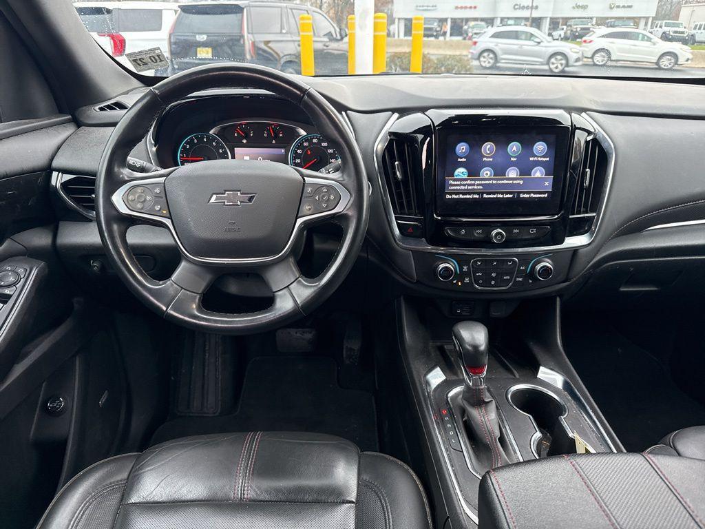 used 2023 Chevrolet Traverse car, priced at $32,739
