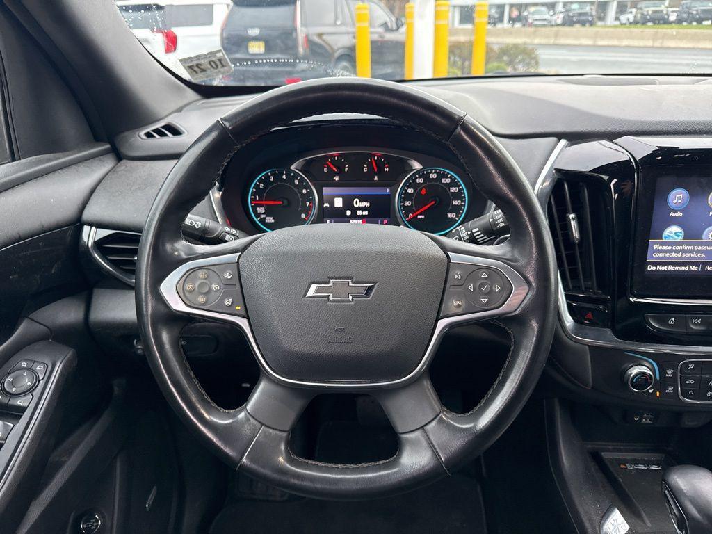 used 2023 Chevrolet Traverse car, priced at $32,739