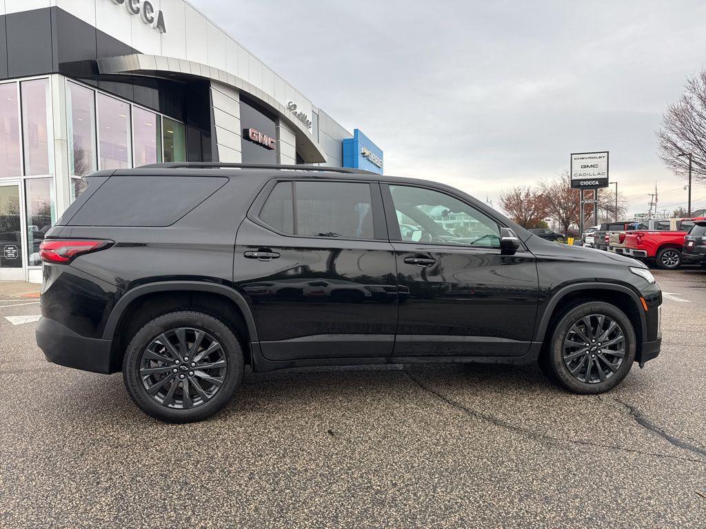 used 2023 Chevrolet Traverse car, priced at $32,739