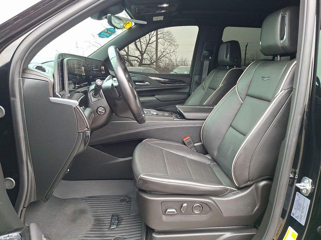 used 2024 Cadillac Escalade car, priced at $82,995