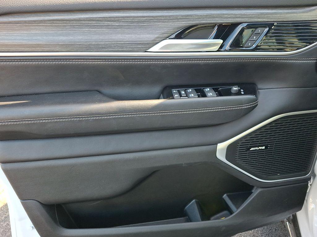 used 2024 Jeep Wagoneer car, priced at $44,999