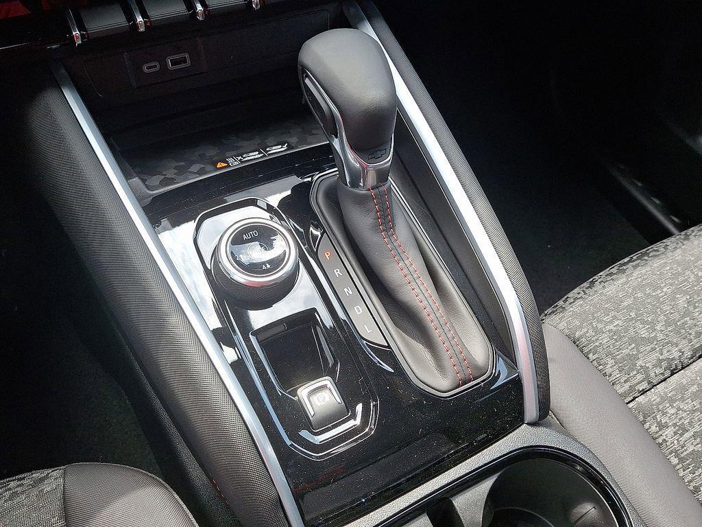 new 2025 Chevrolet Colorado car, priced at $48,640