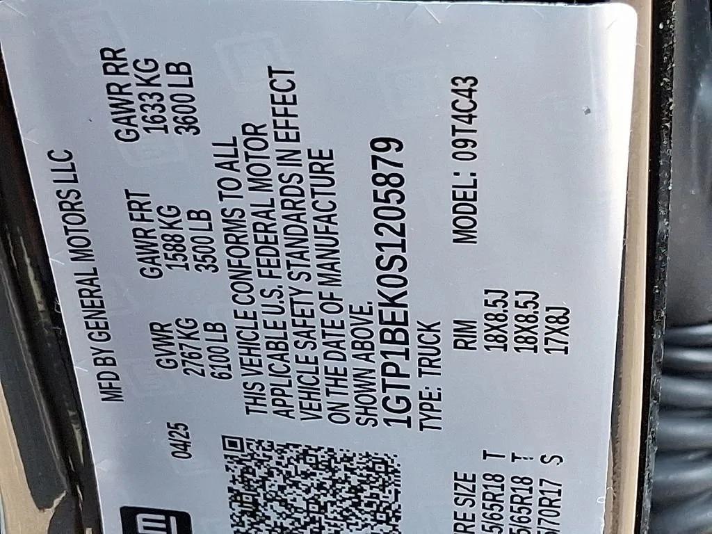 new 2025 GMC Canyon car, priced at $41,175