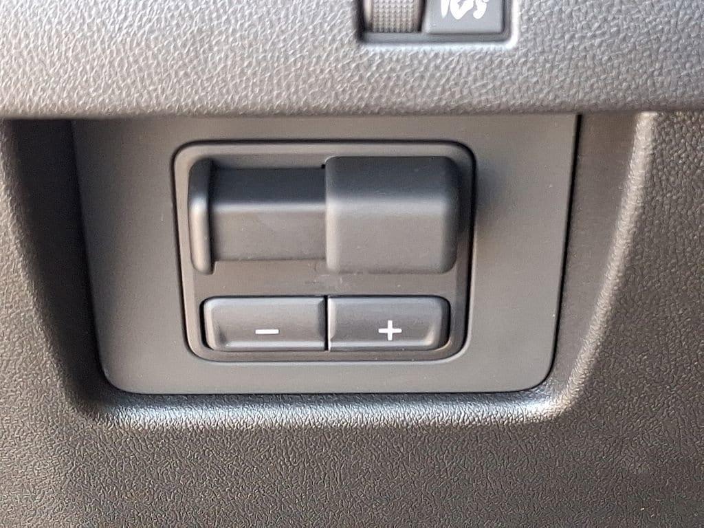 new 2025 GMC Canyon car, priced at $41,175