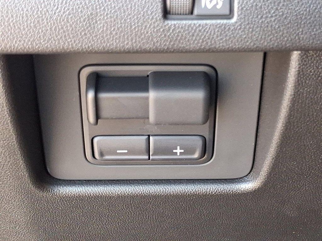 new 2025 GMC Canyon car, priced at $42,675