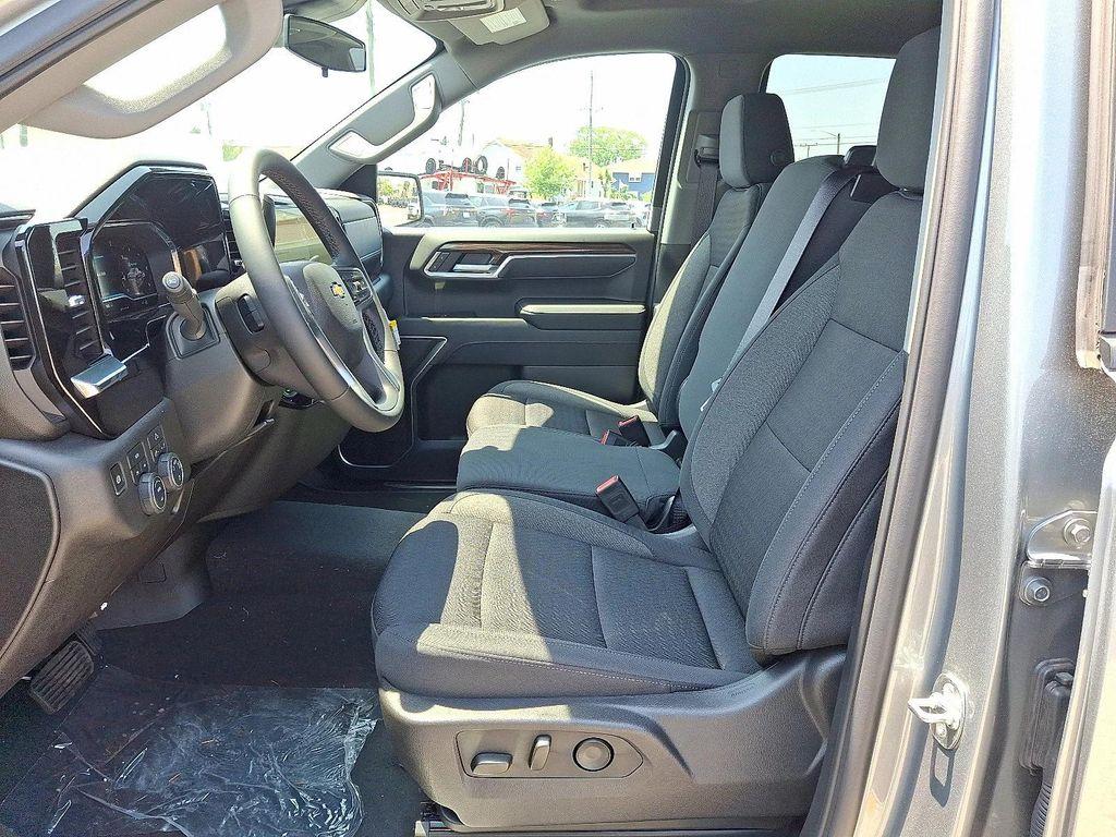new 2025 Chevrolet Silverado 1500 car, priced at $55,395