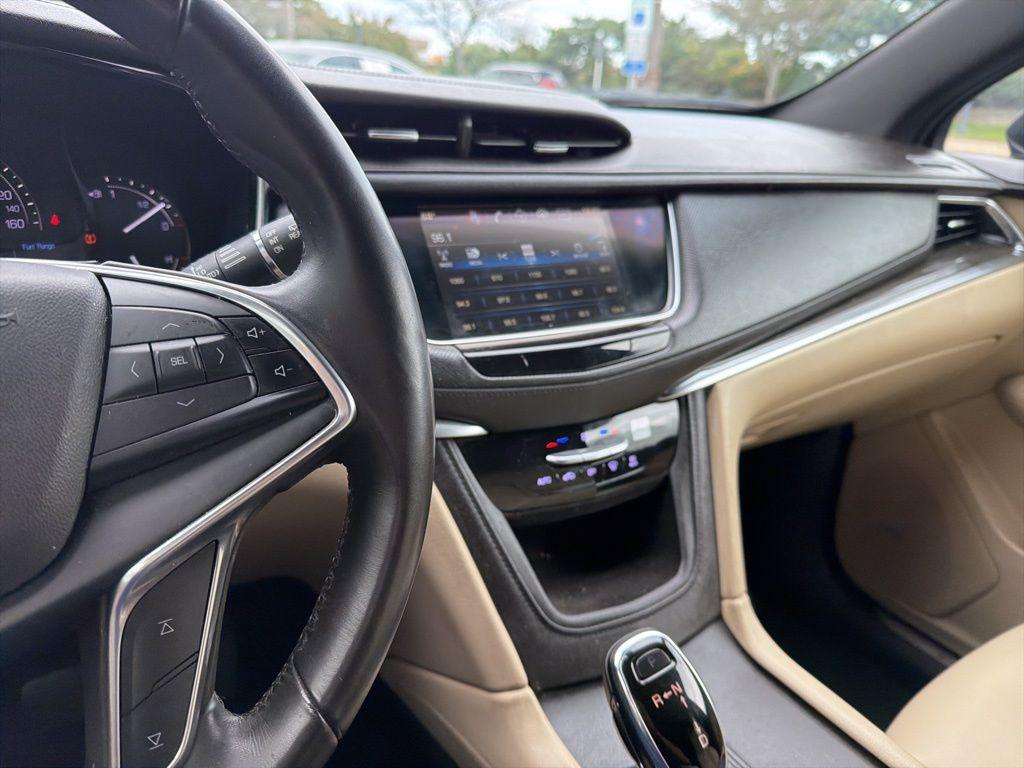 used 2018 Cadillac XT5 car, priced at $17,599