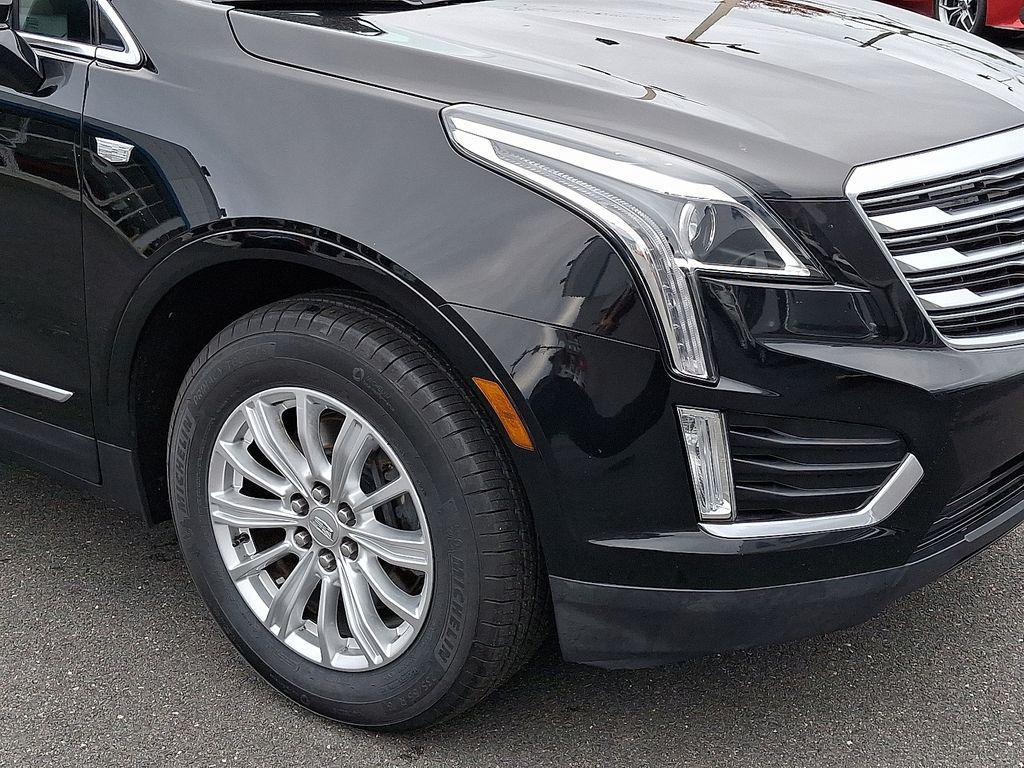 used 2018 Cadillac XT5 car, priced at $16,499
