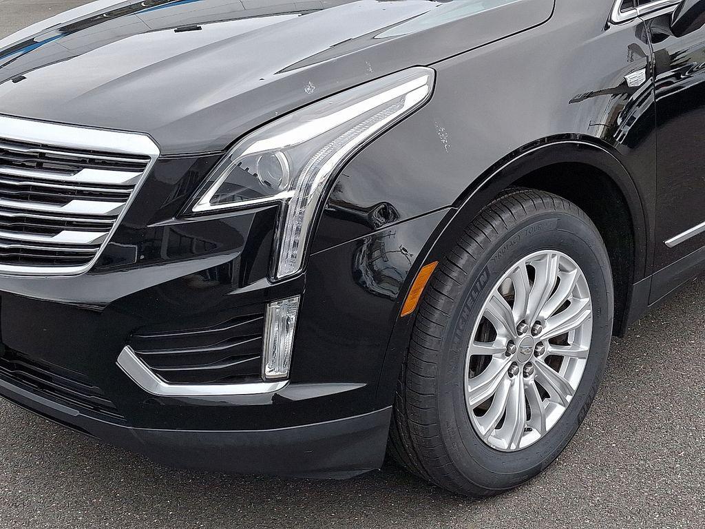 used 2018 Cadillac XT5 car, priced at $16,499