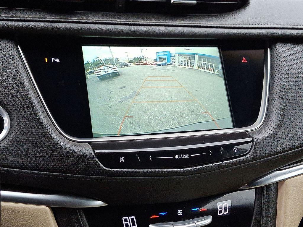 used 2018 Cadillac XT5 car, priced at $16,499