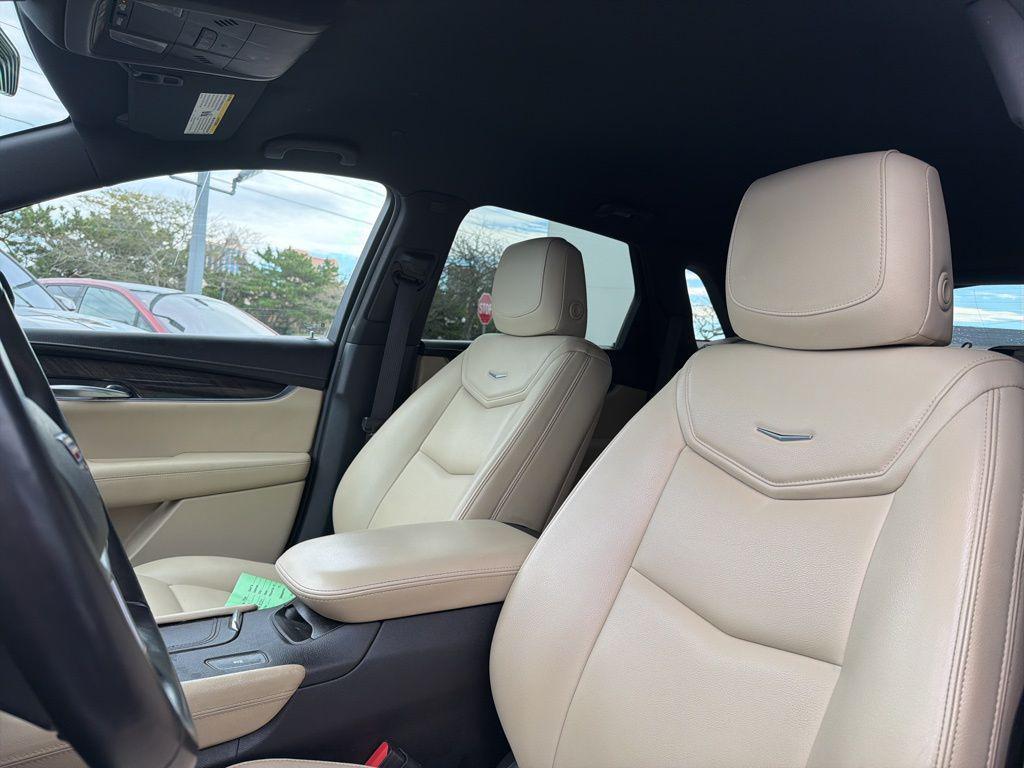 used 2018 Cadillac XT5 car, priced at $17,599