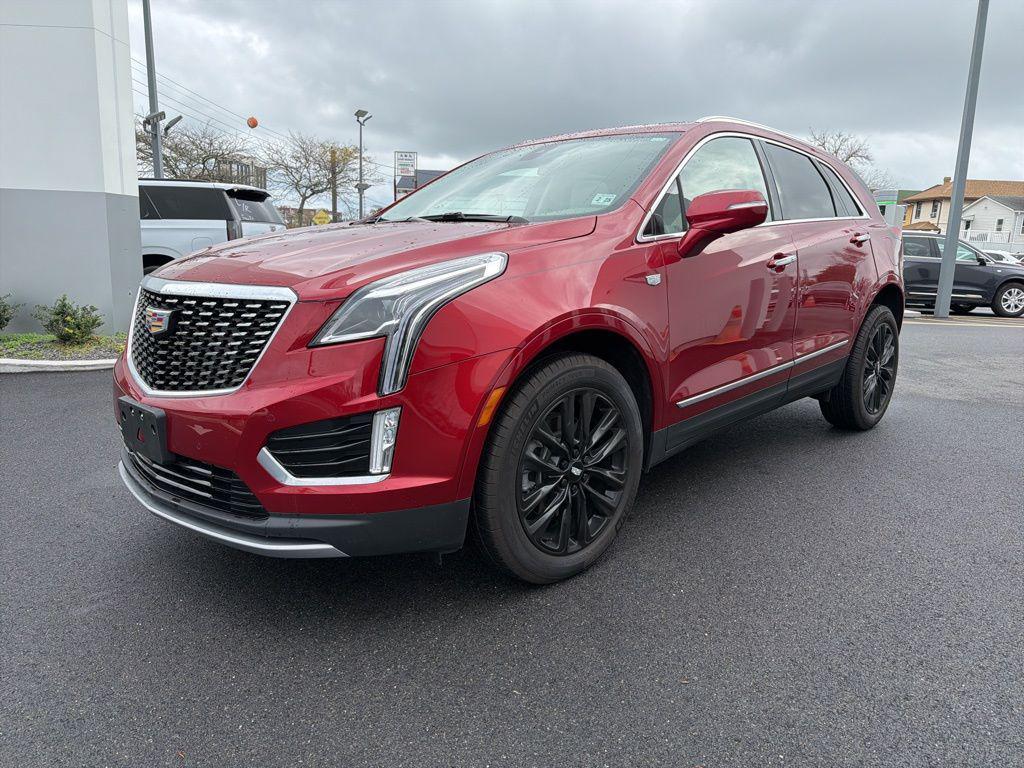used 2023 Cadillac XT5 car, priced at $36,759