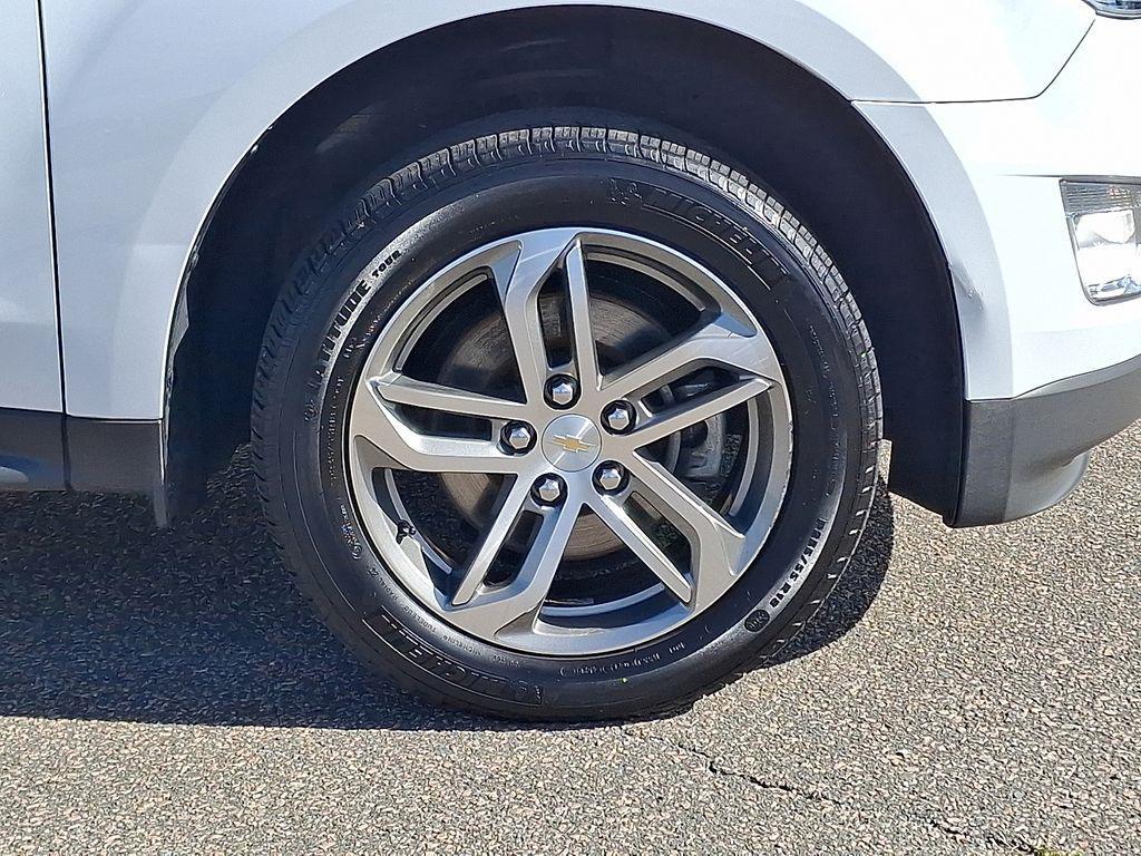 used 2016 Chevrolet Equinox car, priced at $11,800