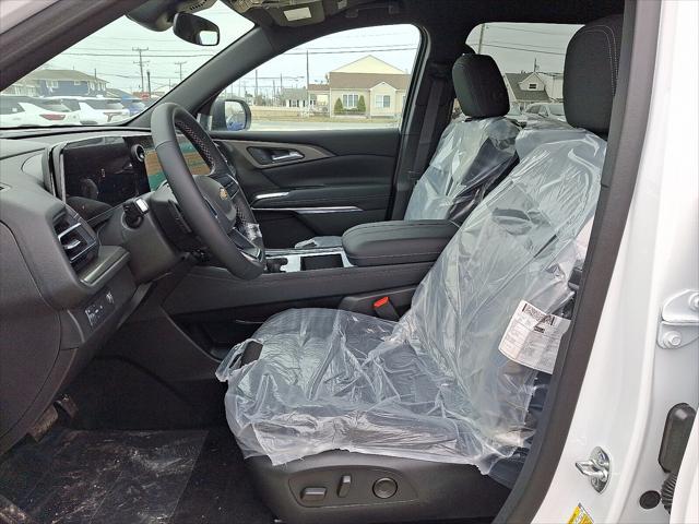 new 2025 Chevrolet Traverse car, priced at $41,995