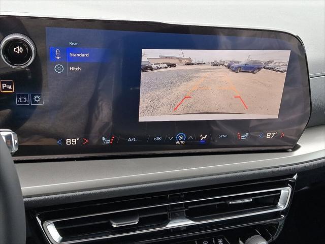 new 2025 Chevrolet Traverse car, priced at $41,995
