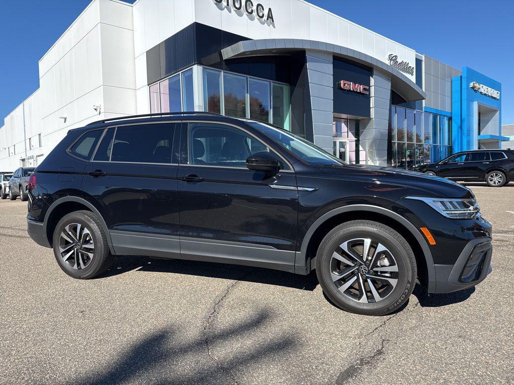 used 2022 Volkswagen Tiguan car, priced at $20,999