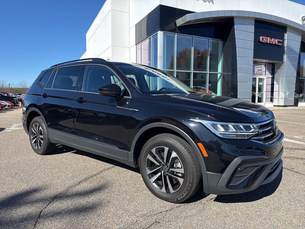 used 2022 Volkswagen Tiguan car, priced at $20,999