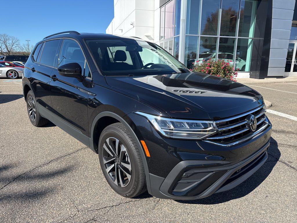 used 2022 Volkswagen Tiguan car, priced at $20,999