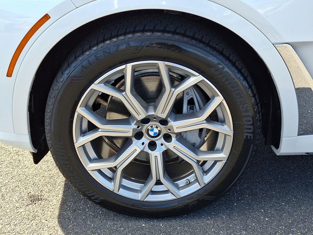 used 2026 BMW X7 car, priced at $85,999