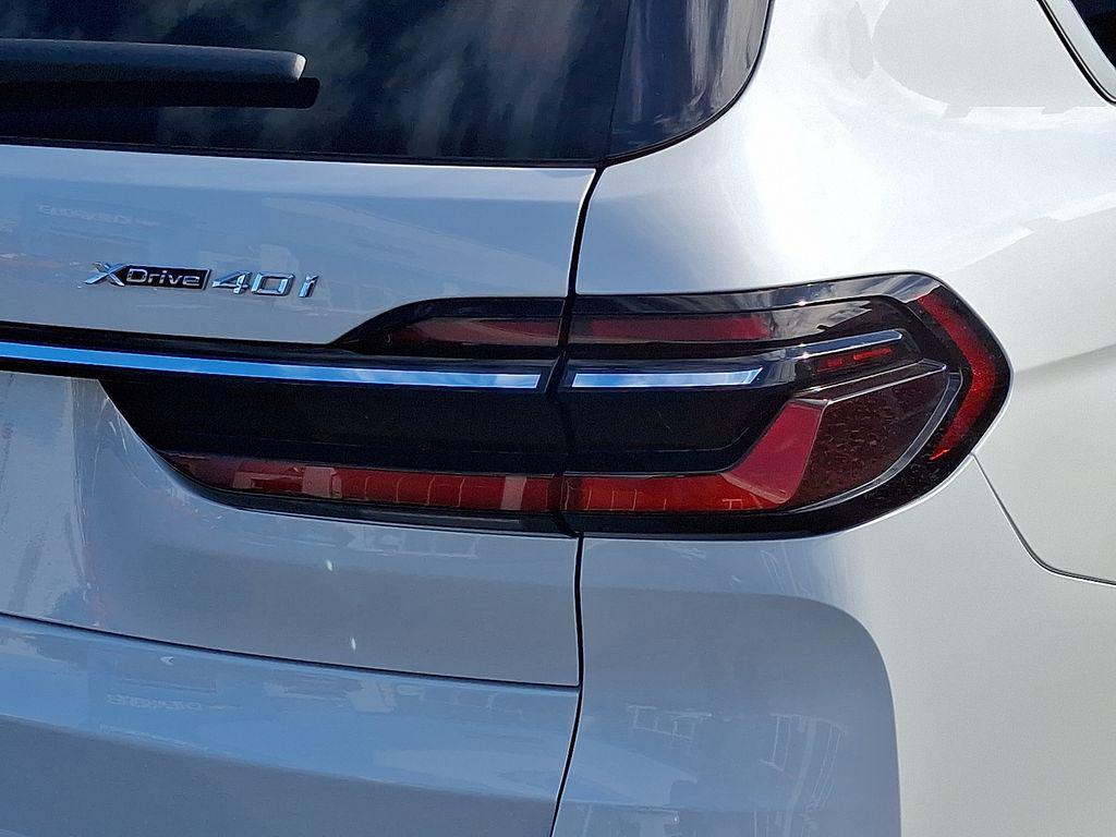 used 2026 BMW X7 car, priced at $85,999